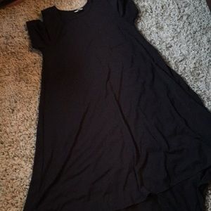 Lularoe S black Carly - never worn